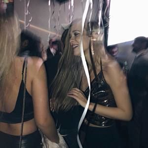 Meet your Posher, Kira